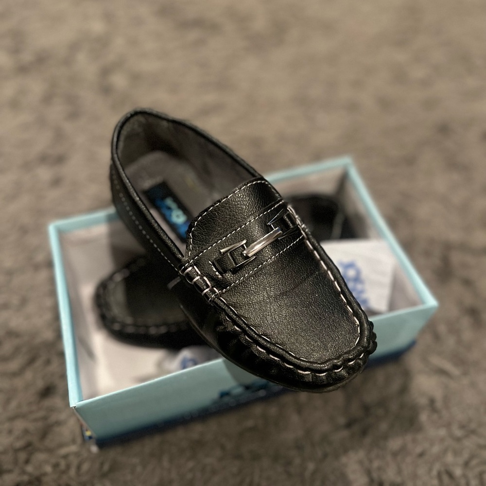 Boys loafers size 10c